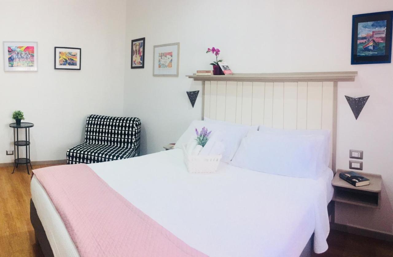 Bed and Breakfast Starnone Bed&Book Neapel Exterior foto